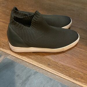 Steve Madden sneakers